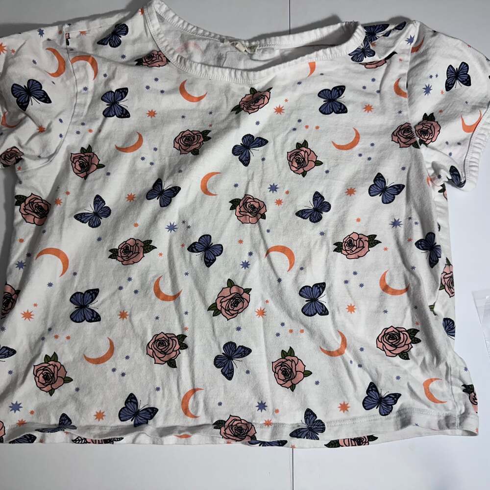 Good Vibes, junior Size xlg White Floral Tee Shirt Flowers Butterflies